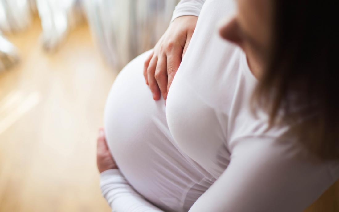 Suplementación en el embarazo: mejor un multi prenatal que solo hierro y ácido fólico.